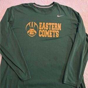 Men’s Nike long sleeve performance material shirt